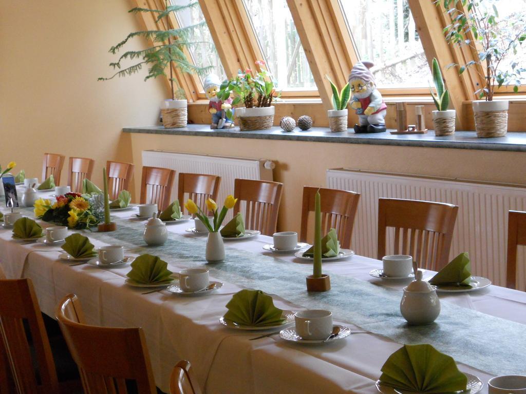 Hotel Restaurant Zwergschloesschen Gera Dış mekan fotoğraf