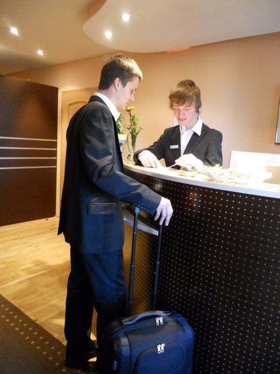 Hotel Restaurant Zwergschloesschen Gera Dış mekan fotoğraf