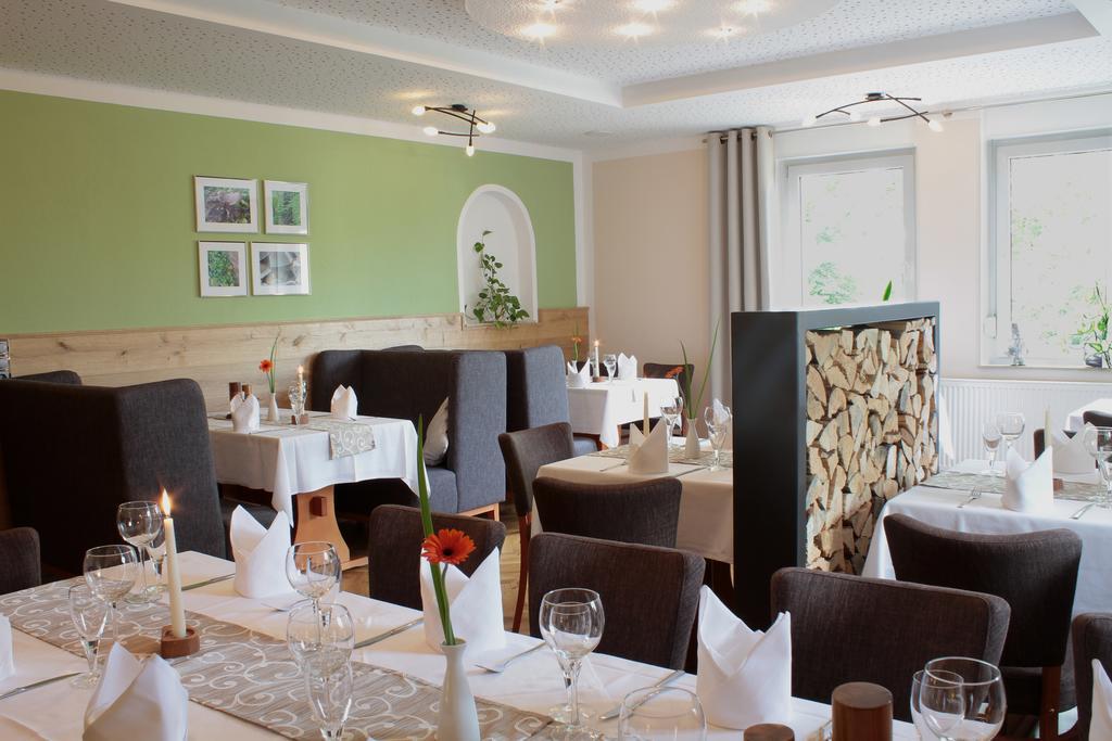 Hotel Restaurant Zwergschloesschen Gera Dış mekan fotoğraf